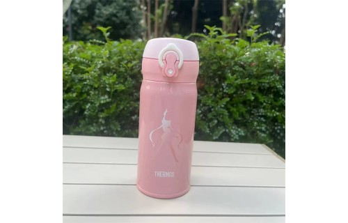 Pink Cartoon American Girl Soldier Thermal Mug